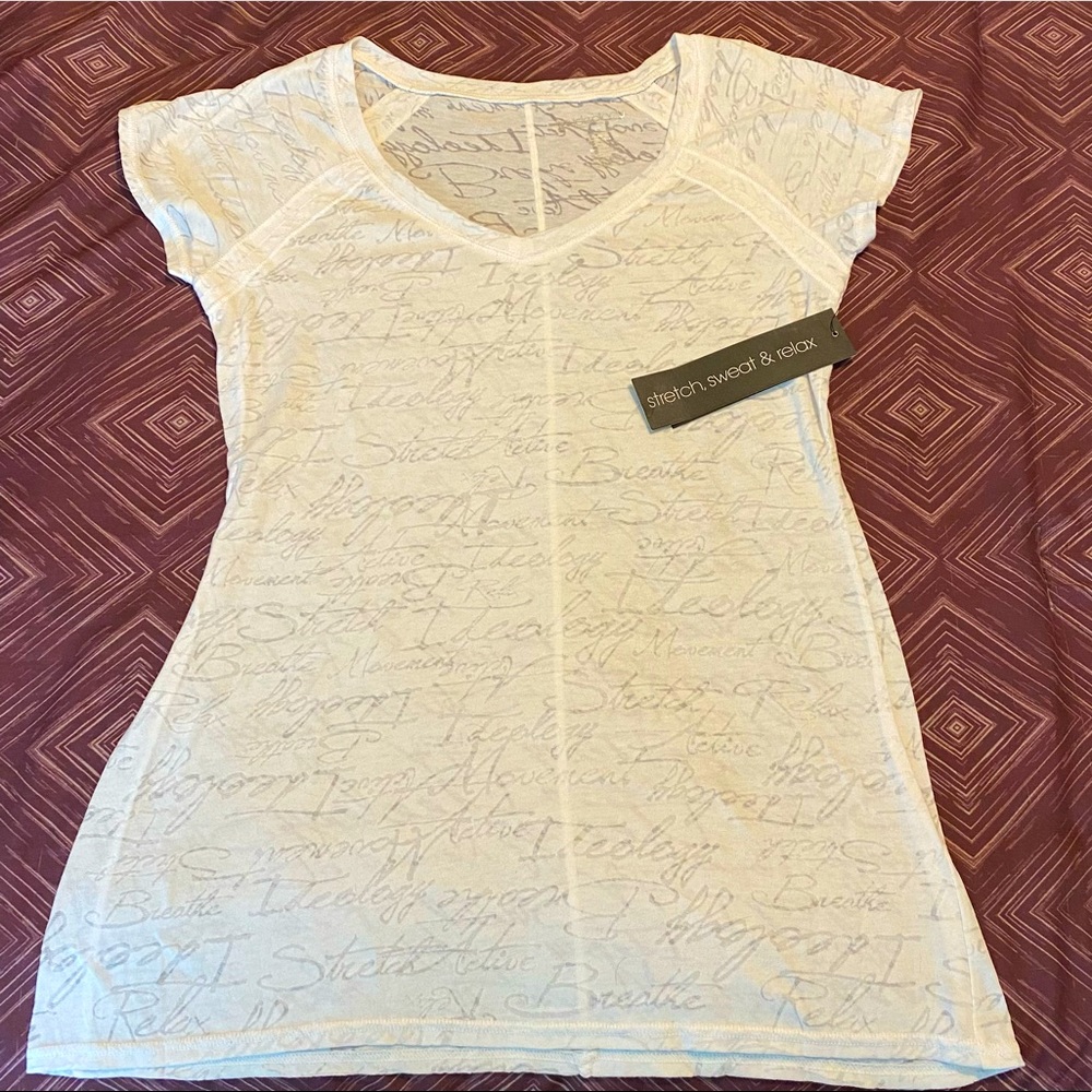 Women’s Ideology V-neck Tee, NWT, Small